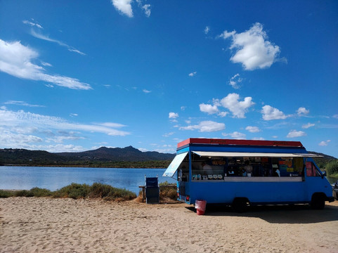 Porto Taverna Beach-Porto San Paolo必去景点