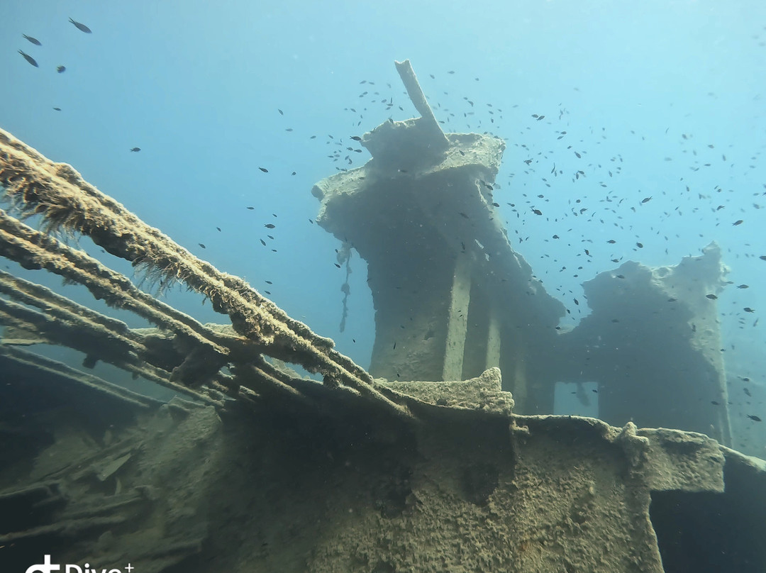 Diving 220 bar-Montepaone Lido必去景点