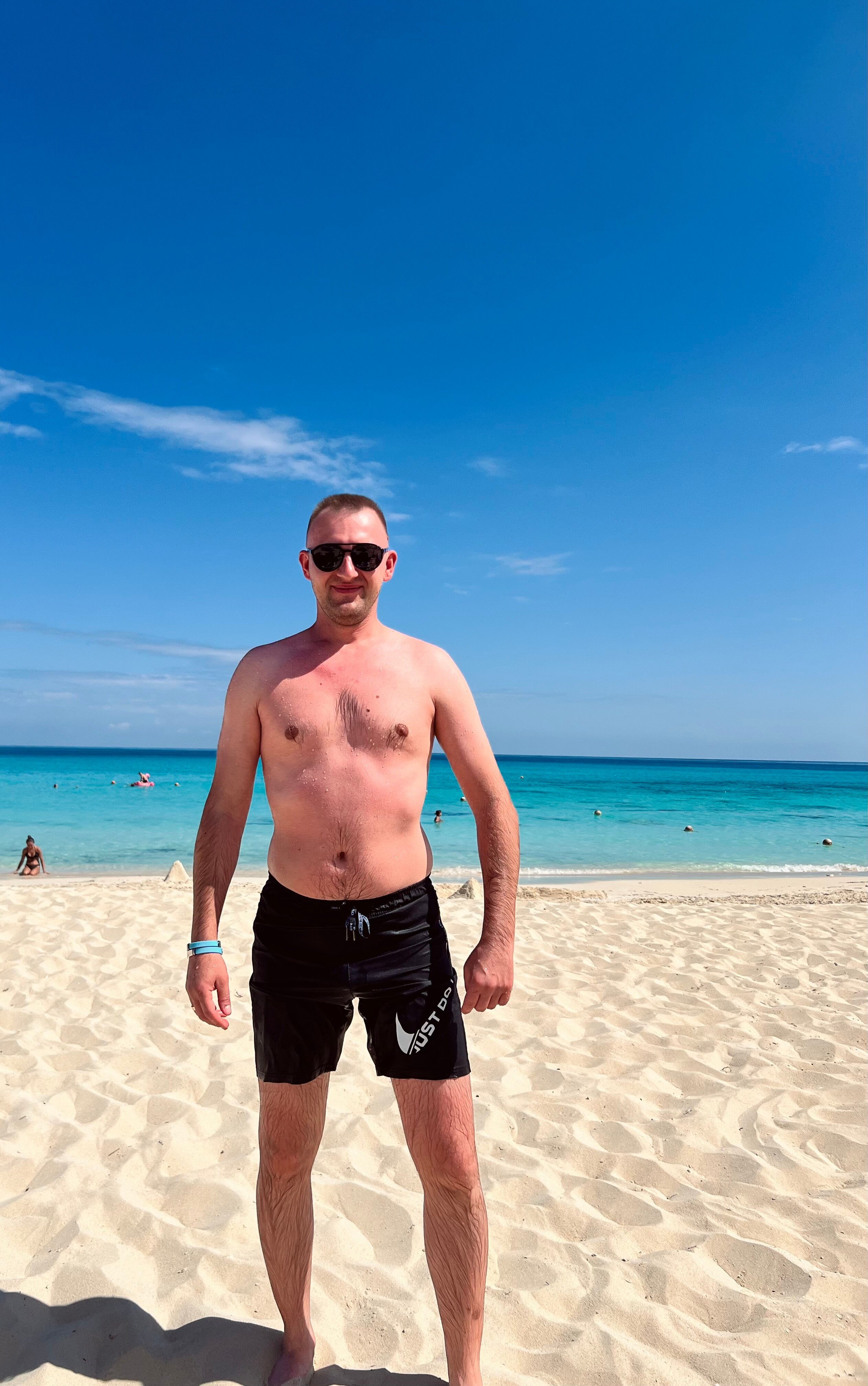 Alamein Hotel-官方