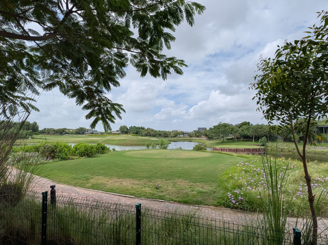 MYSA Zinc Journey by The Fern, Nani Devati, Gujarat主图