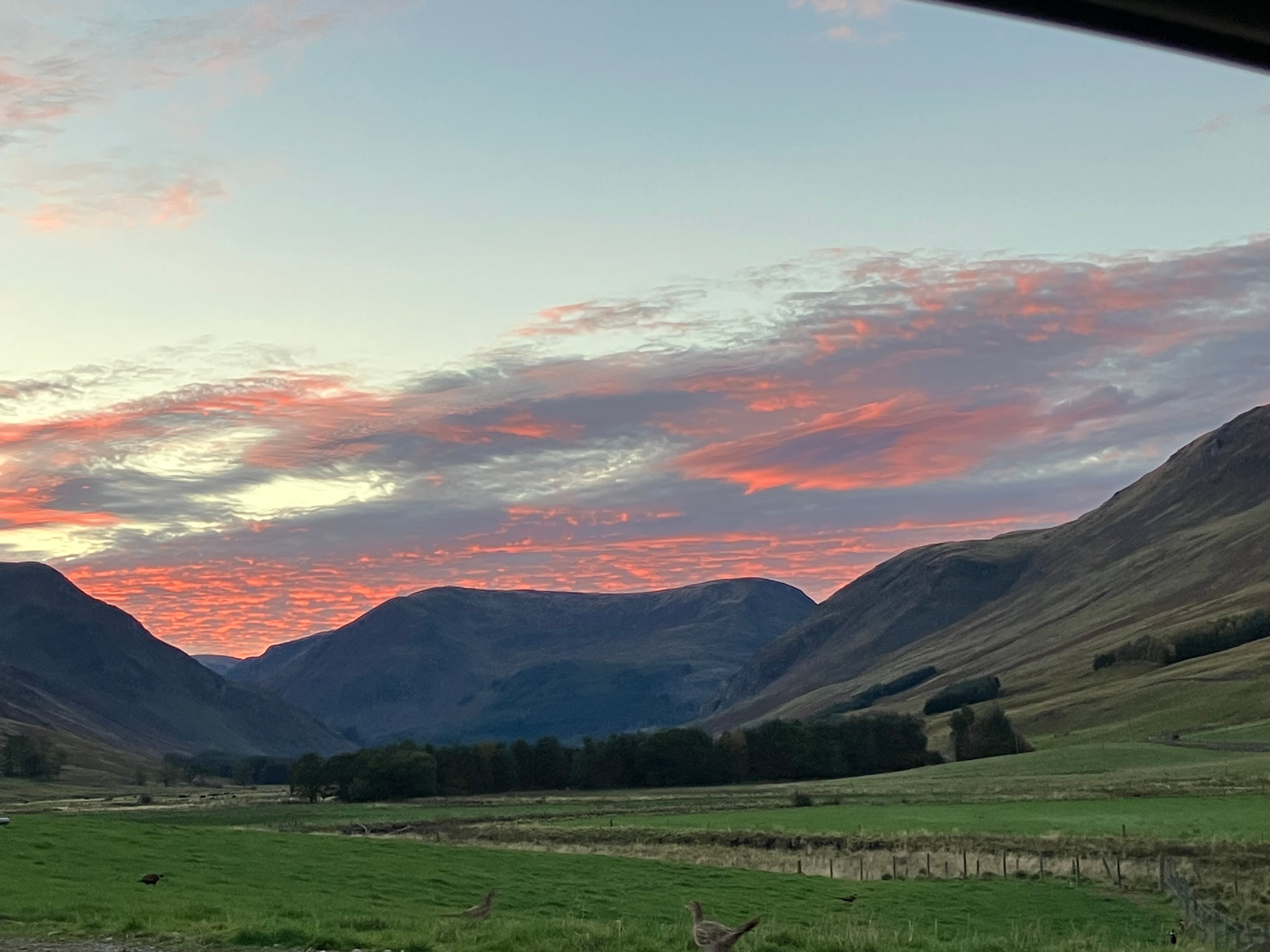 Glen Clova Hotel & Lodges-官方