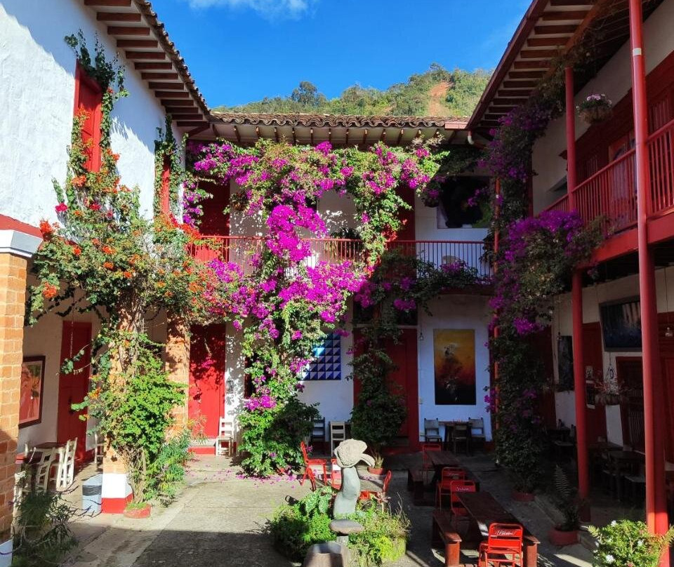 La Oculta Hostal
