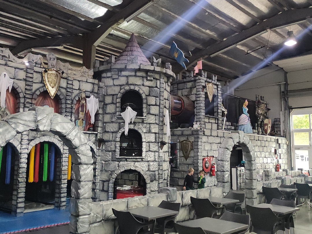 Au Chateau Magique-瓦夫尔必去景点