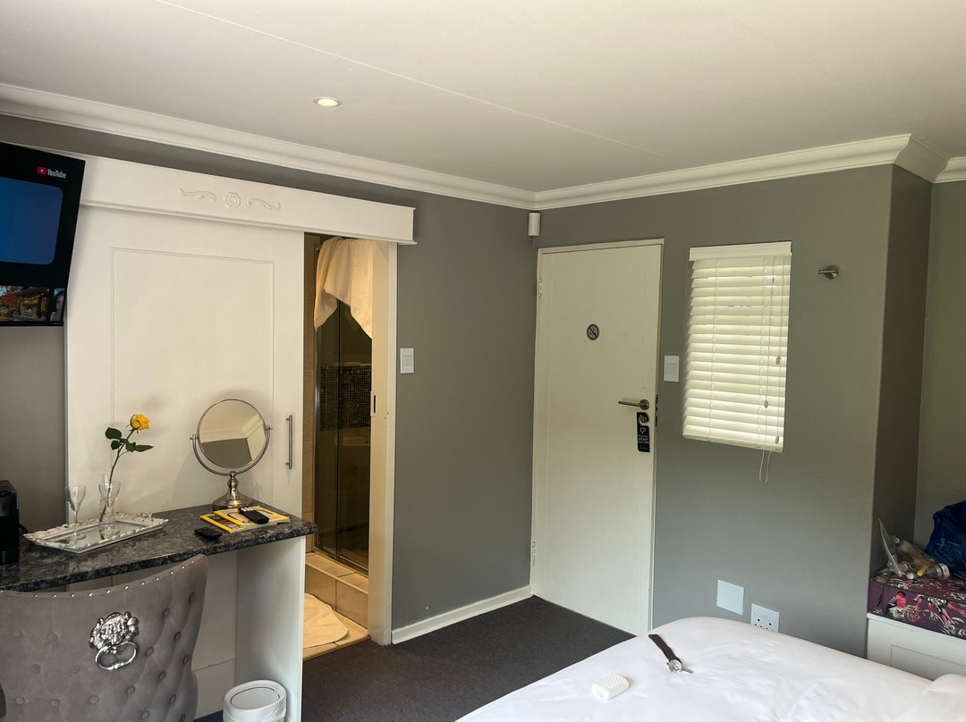 Patcham Place, Clarens主图