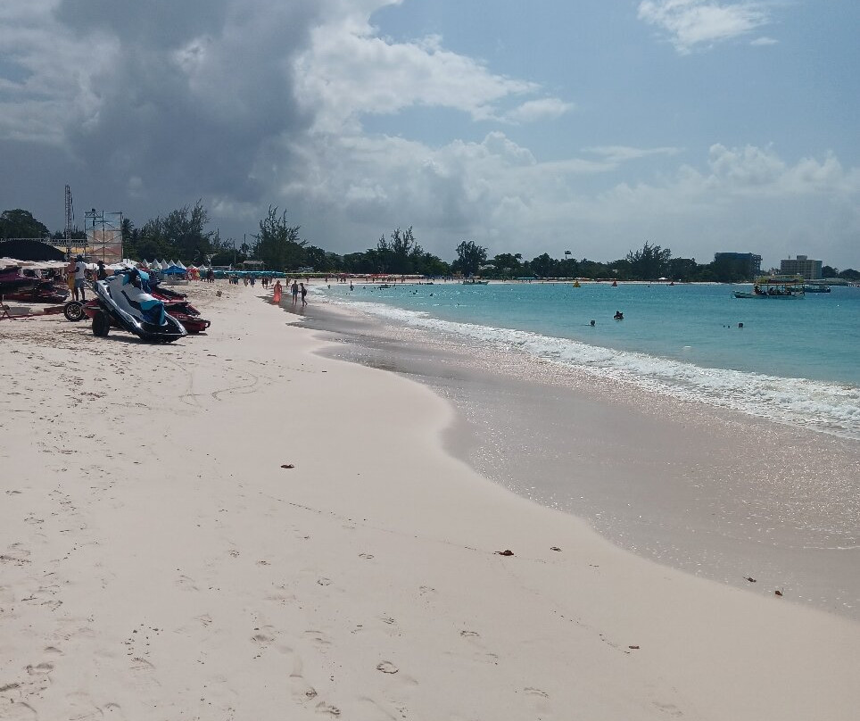 Browne's Beach-布里奇顿必去景点