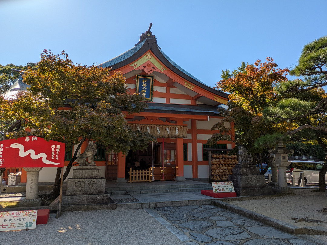 Momiji Hachimangu Shrine-福冈市必去景点