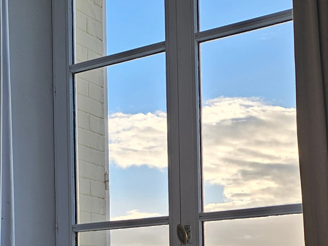 托莱斯餐厅酒店主图