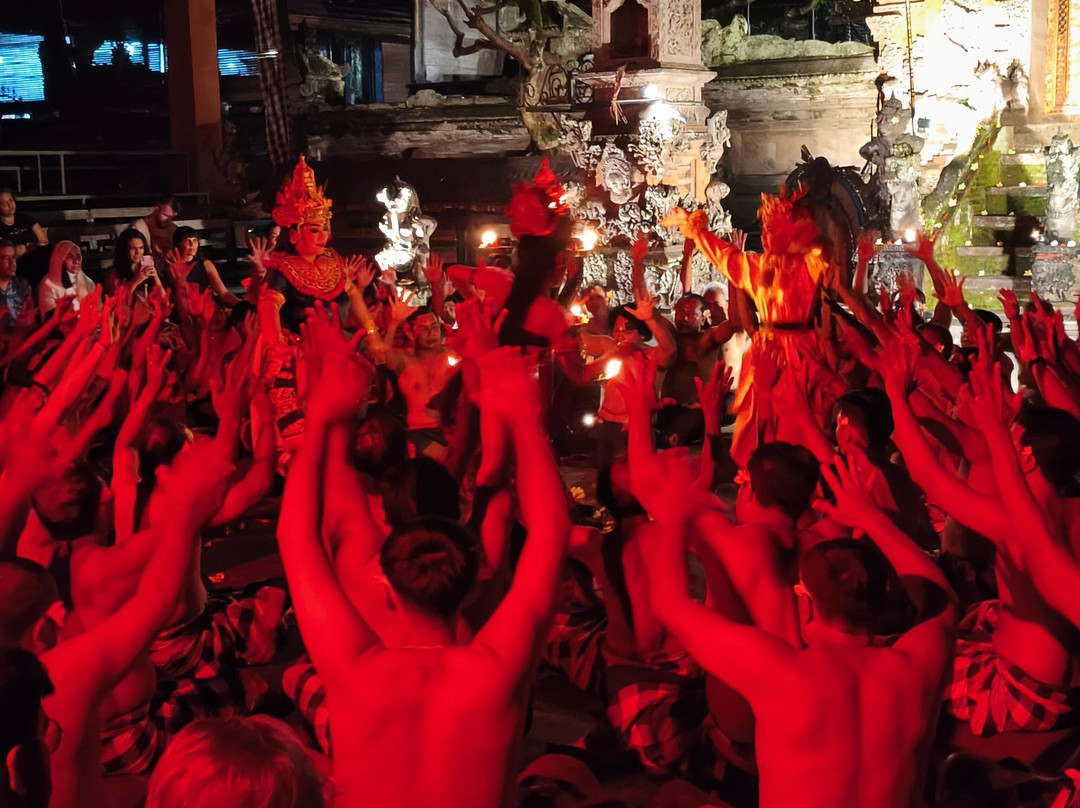 Dance Performance At Ubud Palace-乌布必去景点