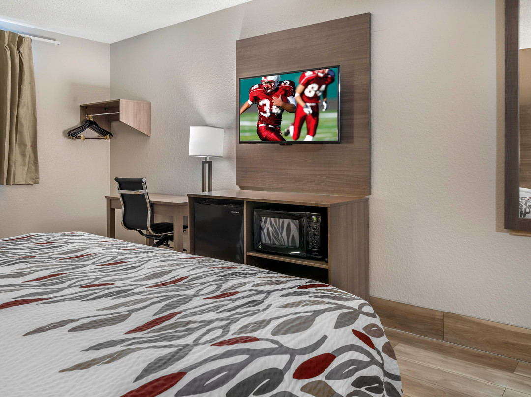 Red Roof Inn Queensbury主图