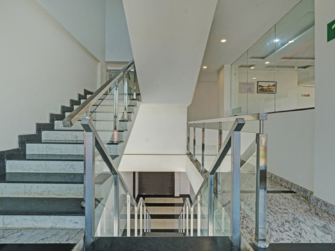 Itsy Hotels 维贾亚舒适酒店，带酒吧和餐厅