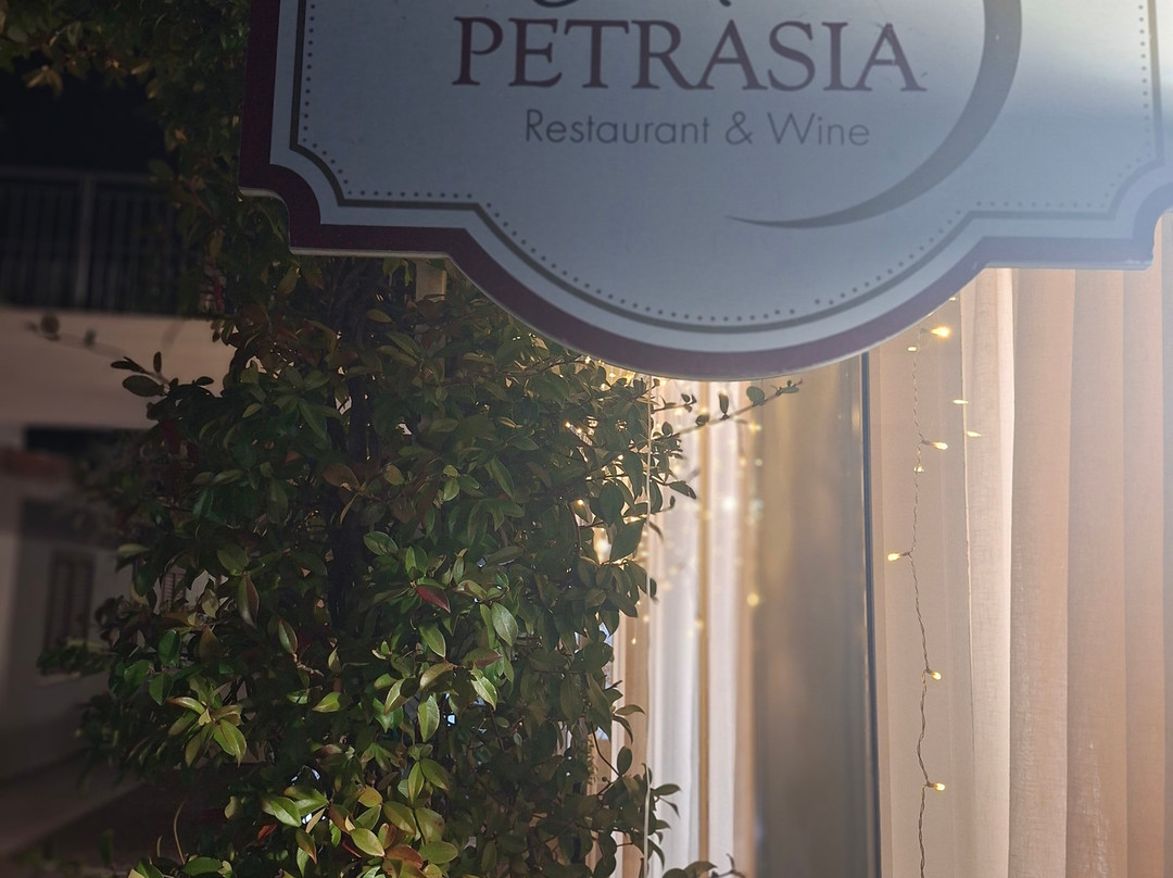 Resort Petrasia主图