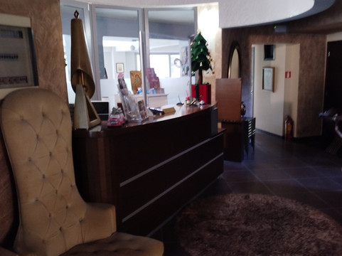 迪芬尼酒店主图