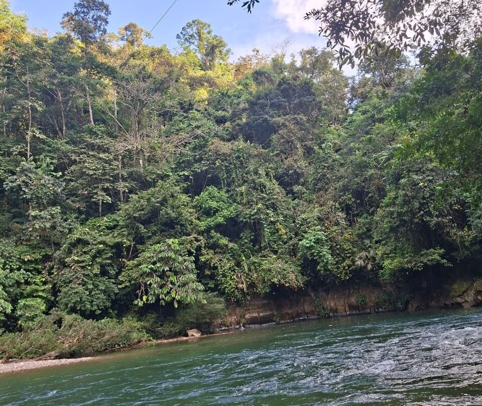 Canon del Rio Claro Reserva Natural-Puerto Triunfo必去景点