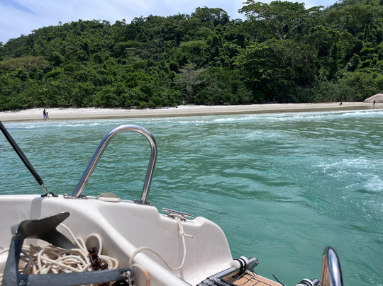 Lancha Claudio Ubatuba-乌巴图巴必去景点