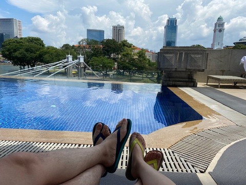 新加坡浮尔顿酒店主图