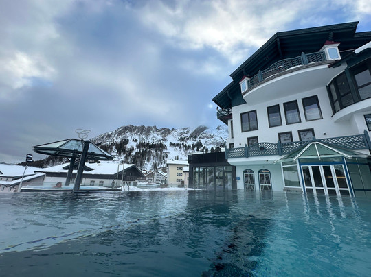 上滔岸酒店住宿-Hotel Cinderella Spa & Resort