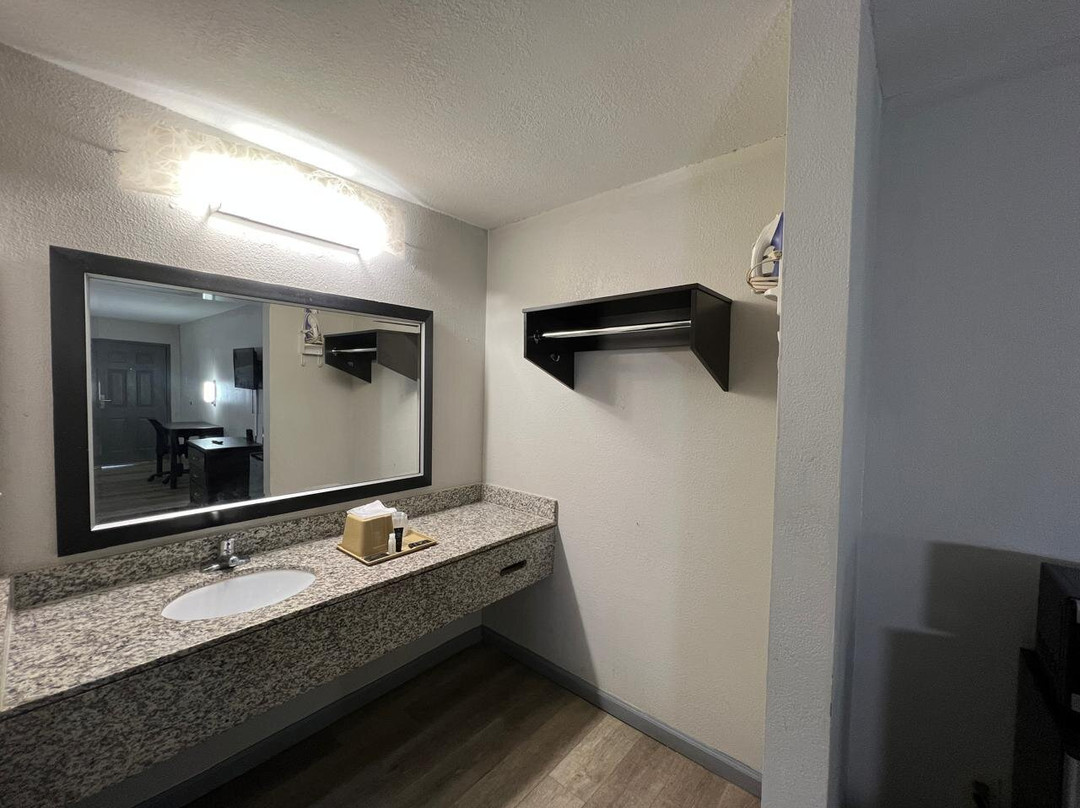 Gazelle Stay by Hotel O Socorro