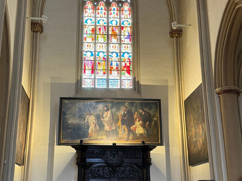 St. Quentin Cathedral-哈瑟尔特必去景点