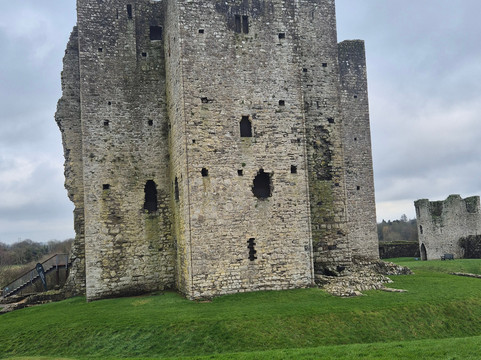 Trim Castle-Trim必去景点