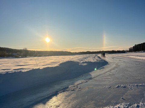 Inari Lake Skating-伊瓦洛必去景点