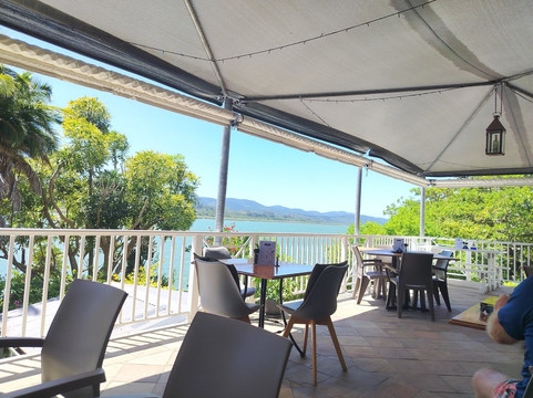 Lake View Restaurant