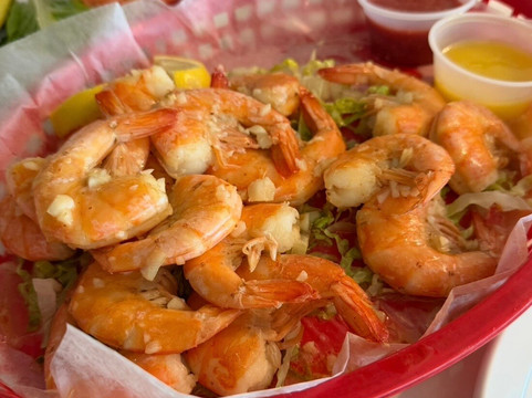 Riviera Bar and Grill