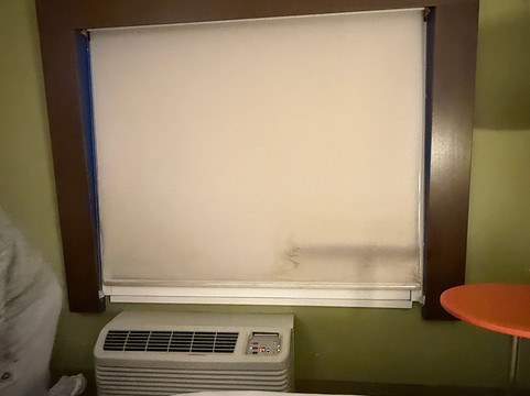 兰图尔洲际智选假日套房酒店主图