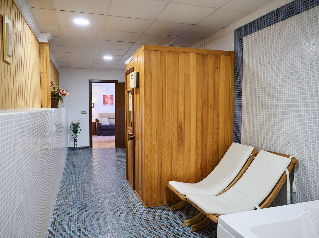 托萨尔阿尔提酒店主图