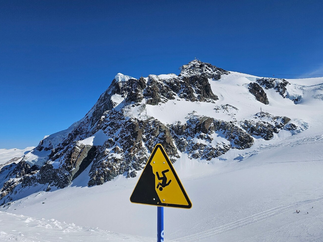 Cervino Breuil-Cervinia Ski Area-布勒伊切尔维尼亚必去景点
