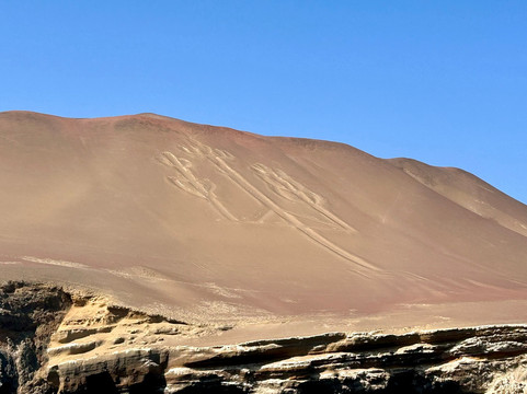 The Chandelier-帕拉卡斯必去景点