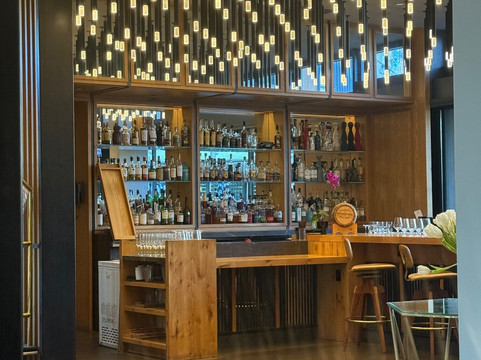 詹姆士公园酒店主图