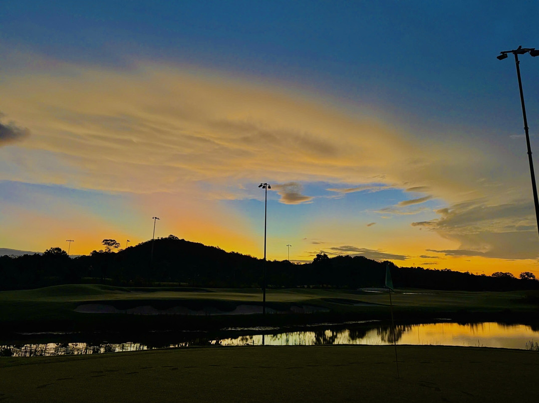 Eschuri Vung Bau Golf