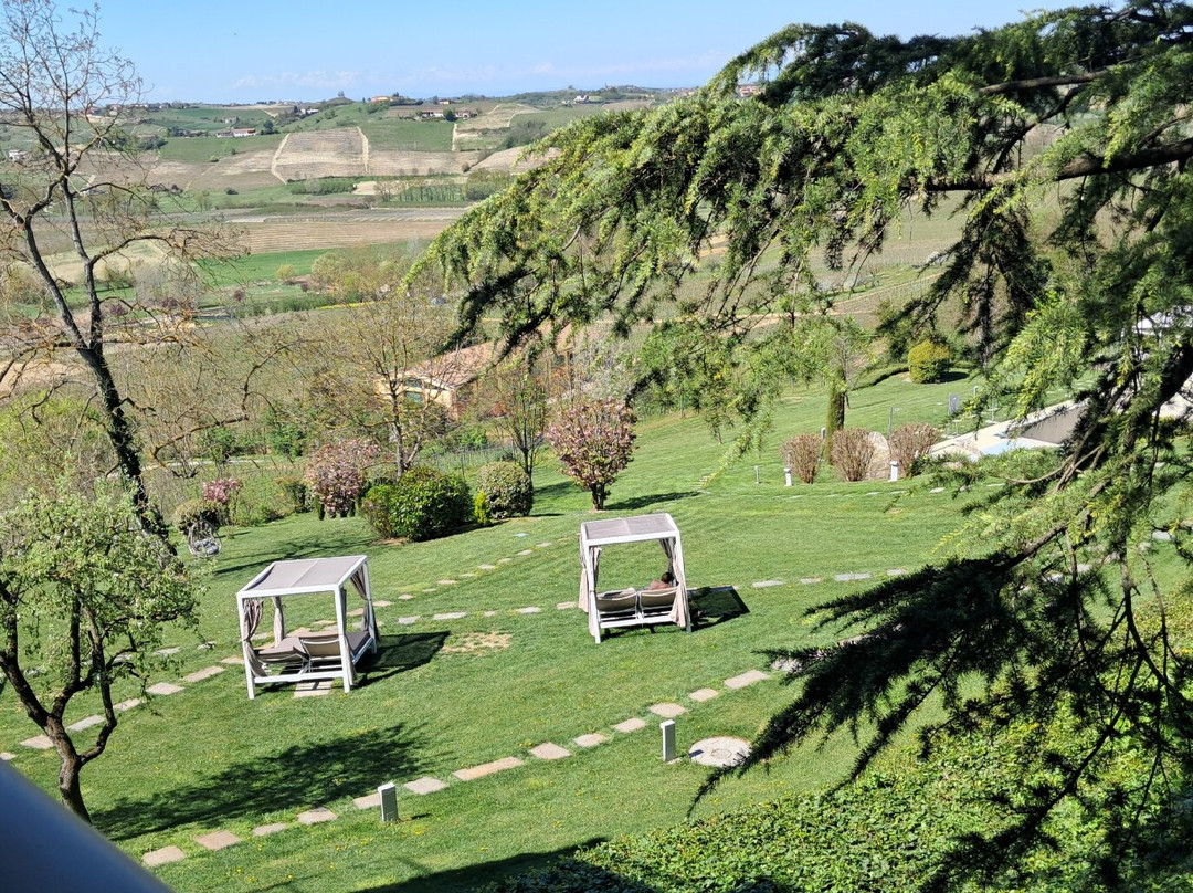 芳塔纳罗莱别墅暨温泉套房主图
