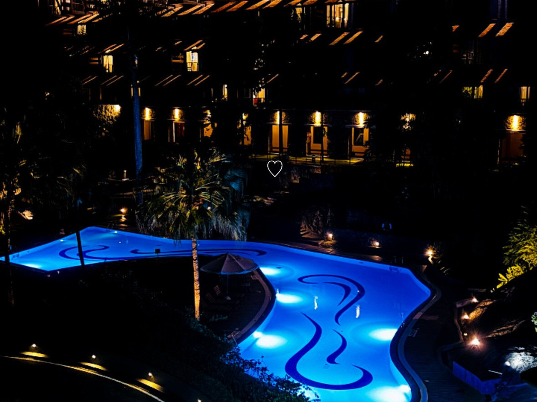 伯爵摄政酒店主图