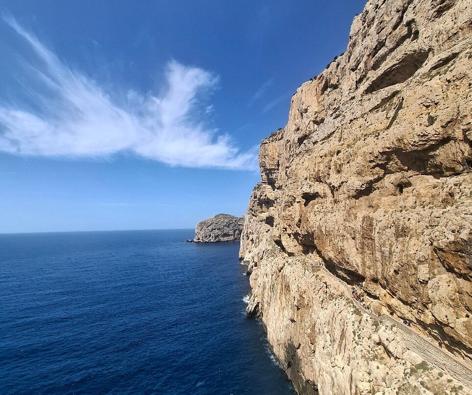 Frecce delle Grotte S.R.L-阿尔盖罗必去景点