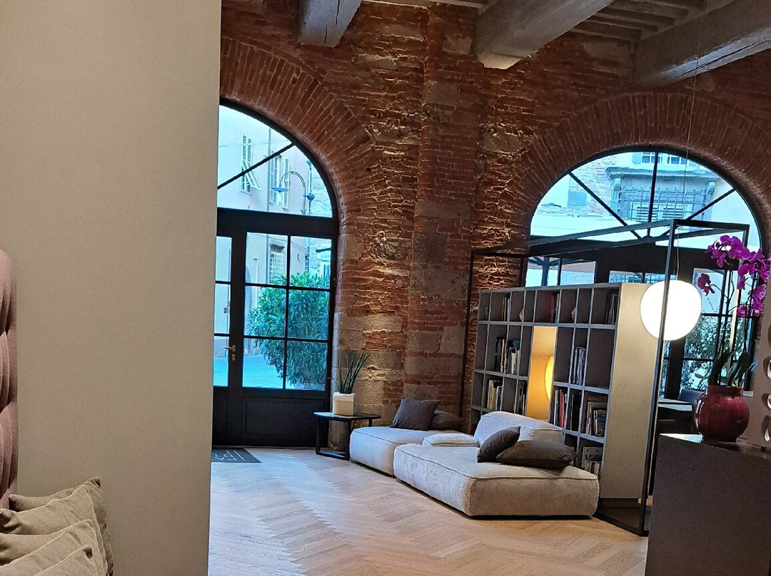 迪品脱广场酒店主图