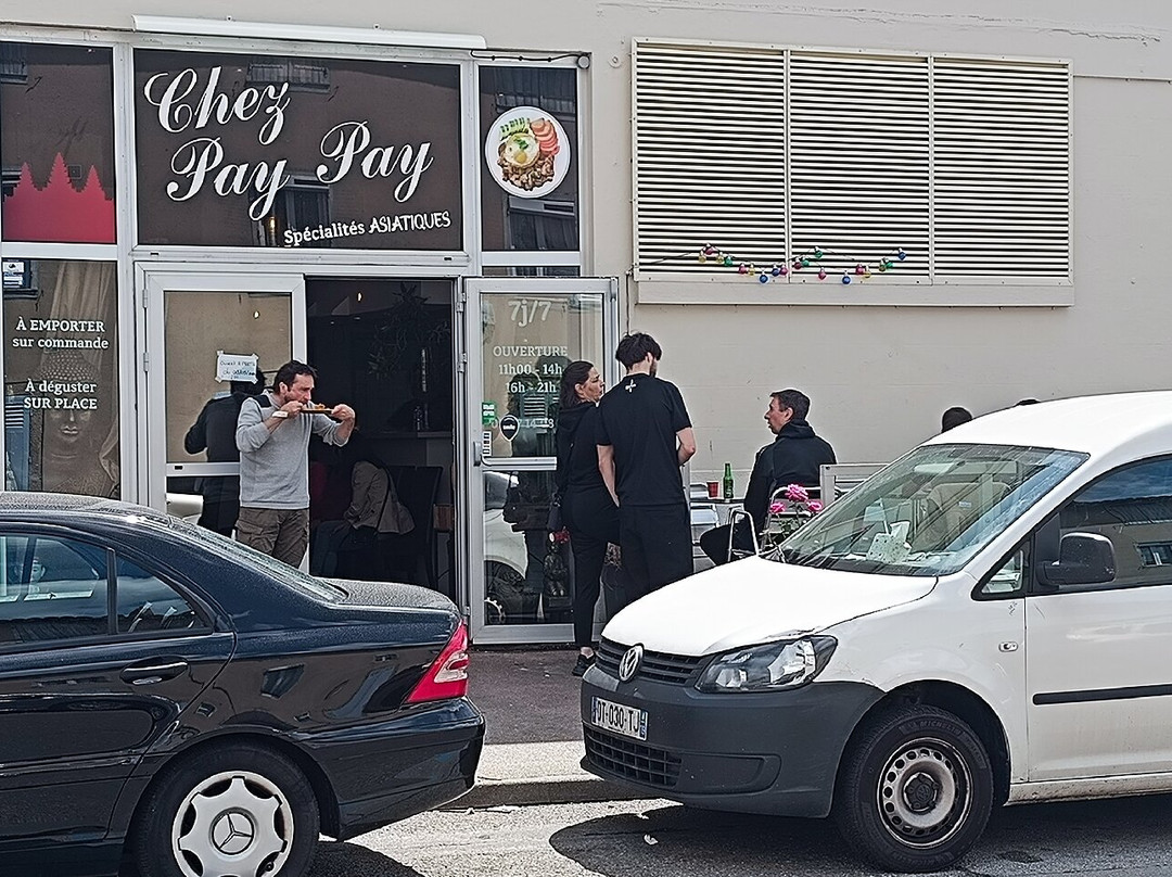 Chez PAY PAY.  St Junien