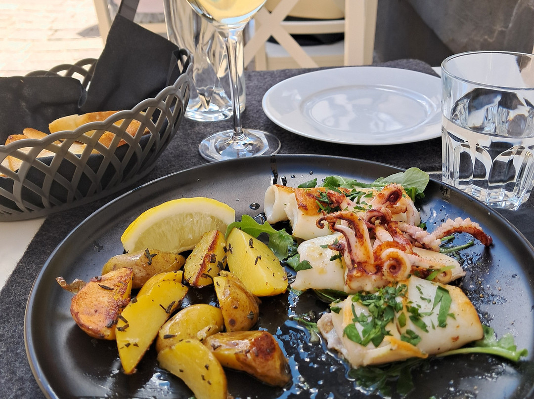 Maurizios Fischhalle