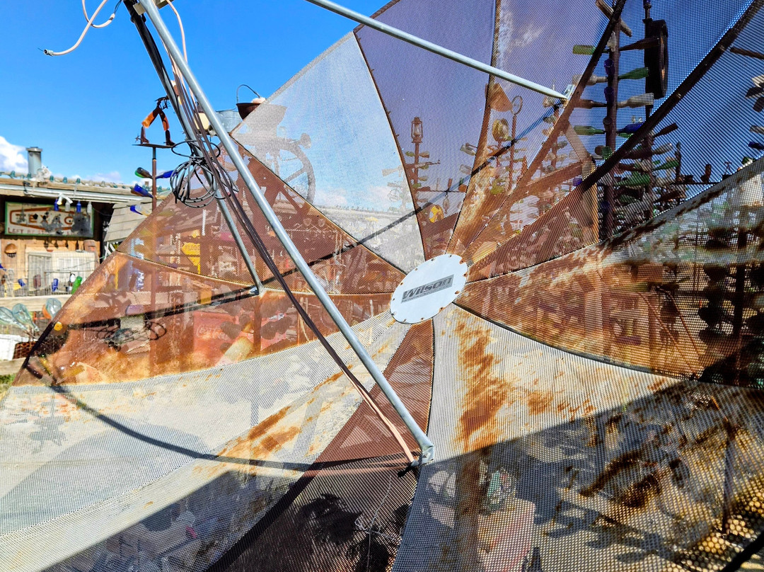 Elmer Long's Bottle Tree Ranch-Oro Grande必去景点