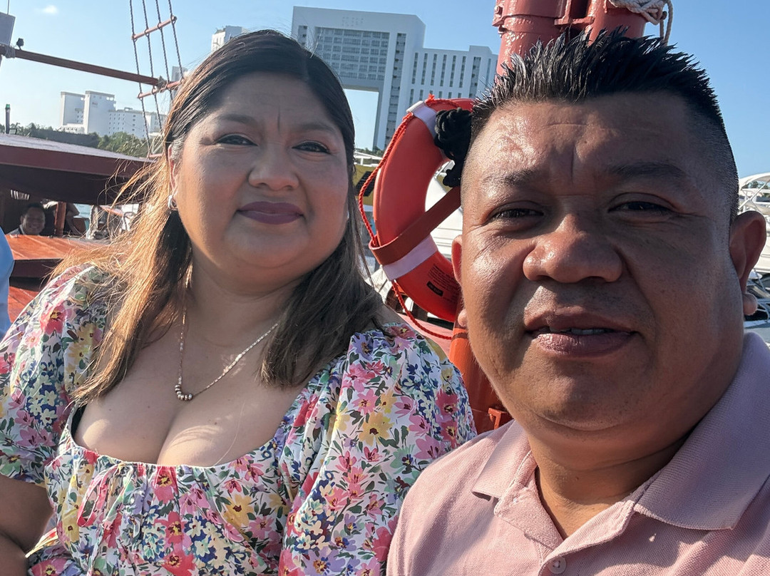 Columbus The Romantic Dinner Cruise-坎昆必去景点