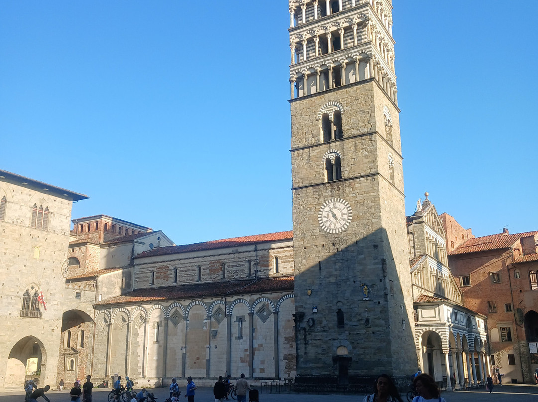 Campanile del Duomo di Pistoia-皮斯托亚必去景点