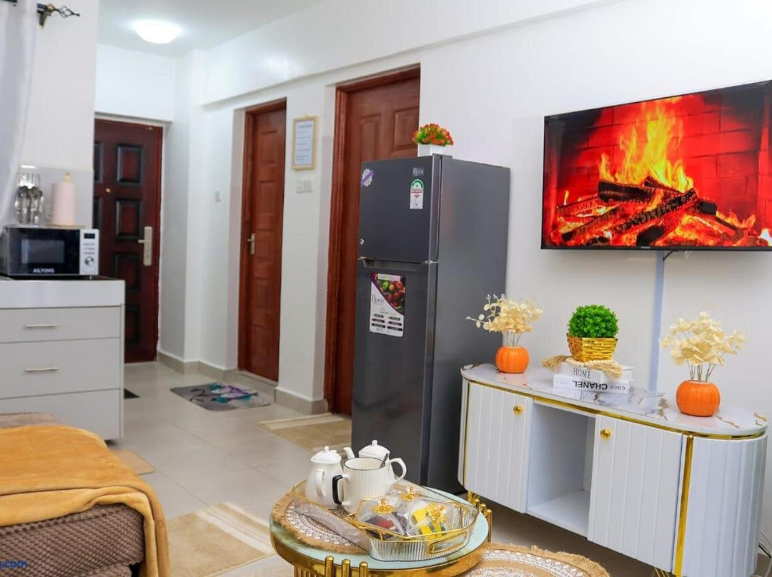 Uny Luxe Hotel