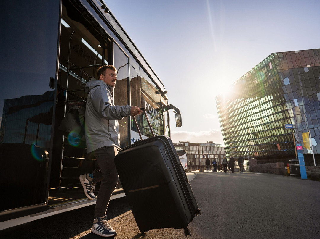 Flybus Airport Transfer-雷克雅未克必去景点