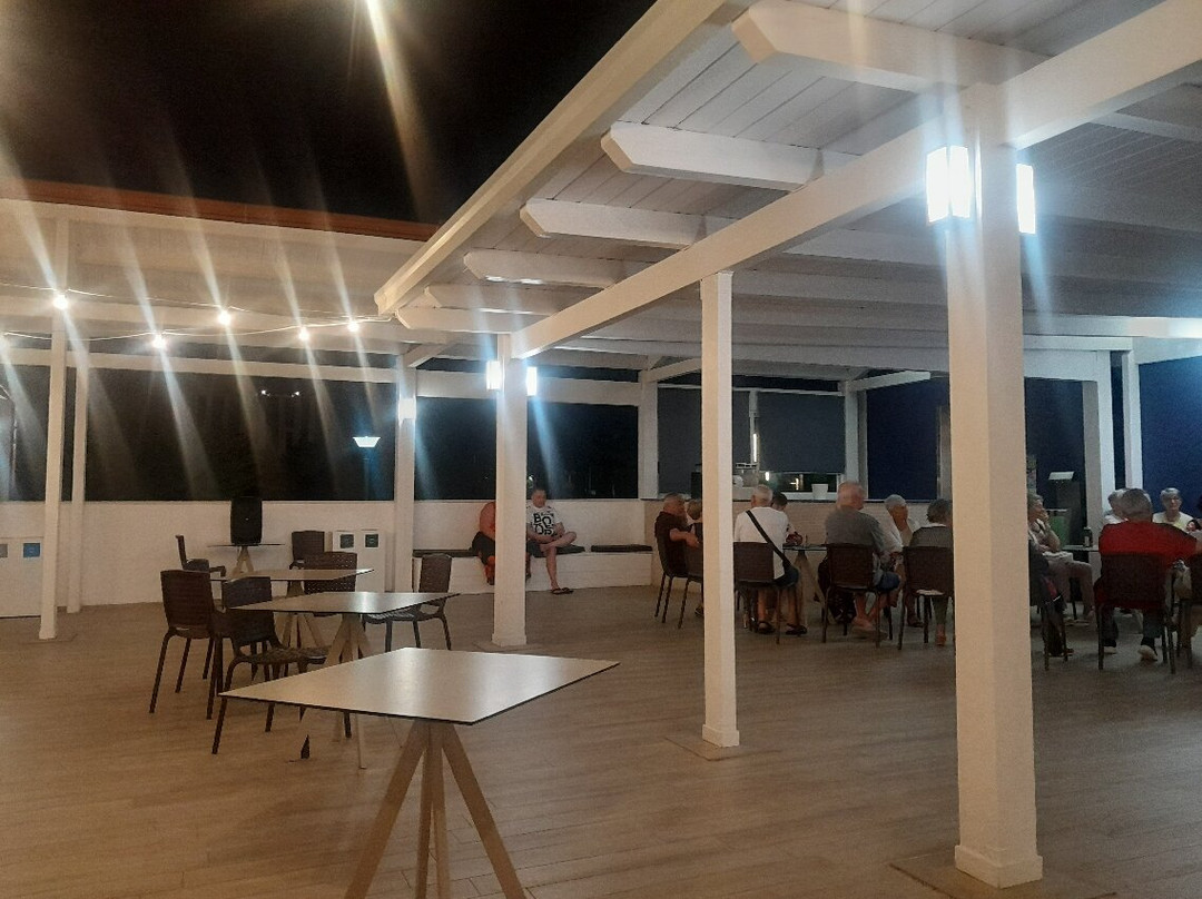 帝潮绿蓝酒店主图