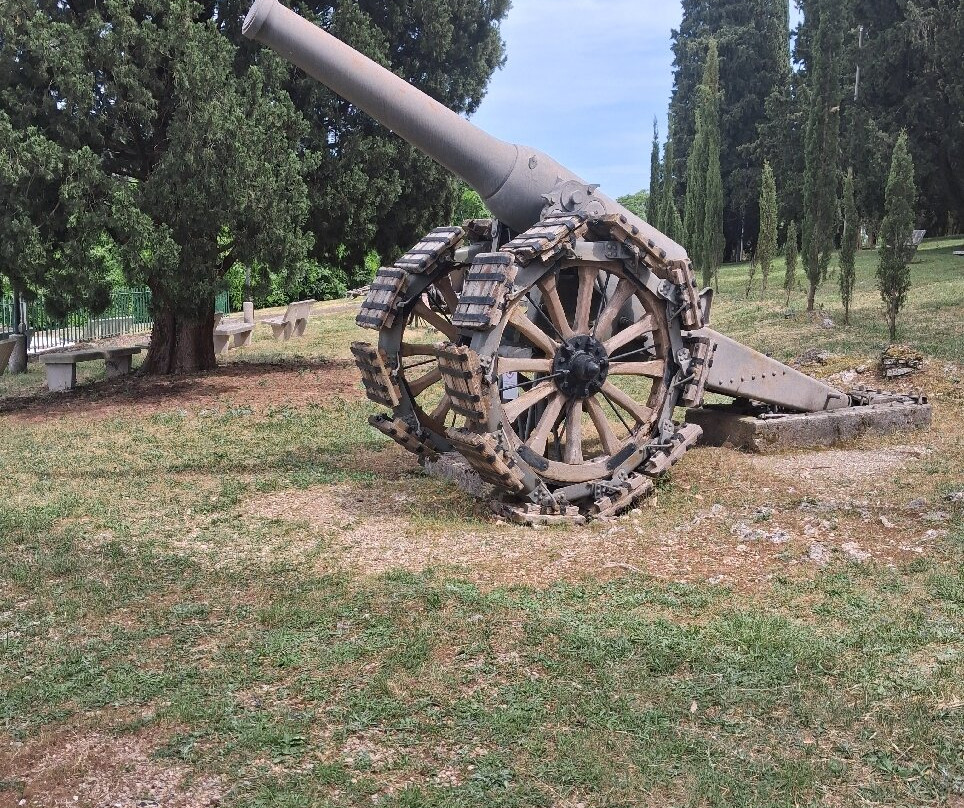 Sacrario Militare Di Redipuglia-Fogliano Redipuglia必去景点