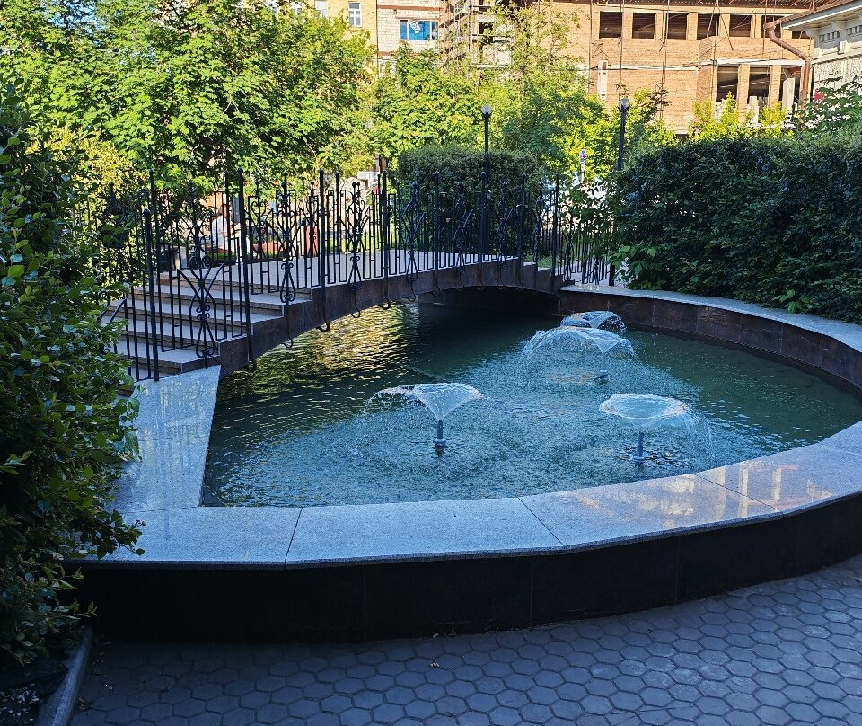 Fountain Piterskiy Mostik-克拉斯诺亚尔斯克必去景点
