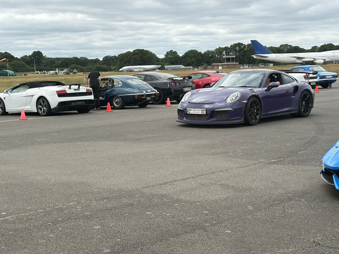 Everyman Driving Experiences-Cranleigh必去景点