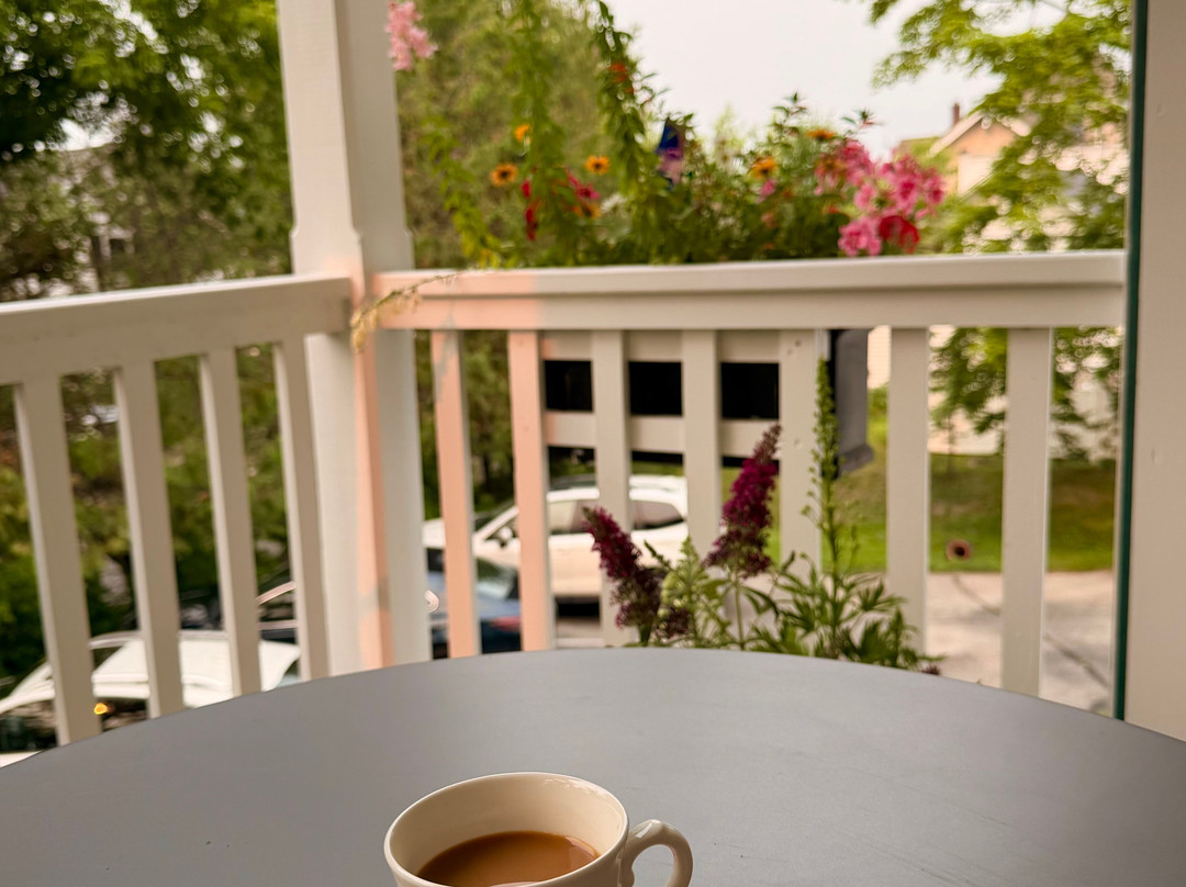 Lodgings at Pioneer Lane主图