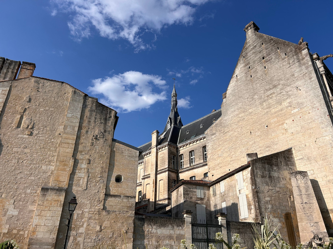 Hotel de Ville d’Angouleme / le Chateau Comtal-安古兰必去景点