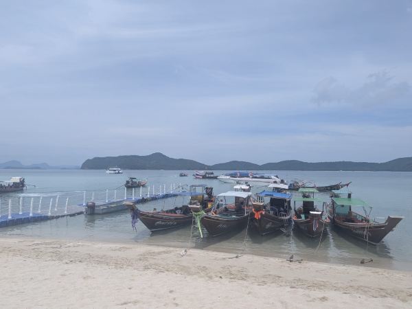 苏梅岛海滩酒店-旅行者